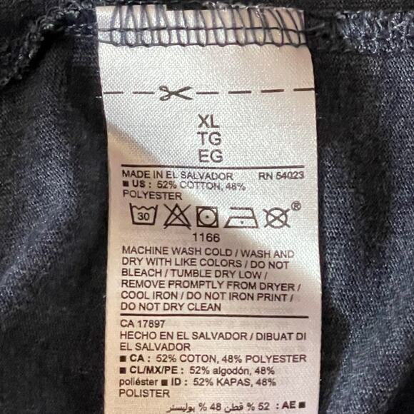 Old Navy Collectabilitees Marvel Captain America Tee Size XL - Picture 7 of 8